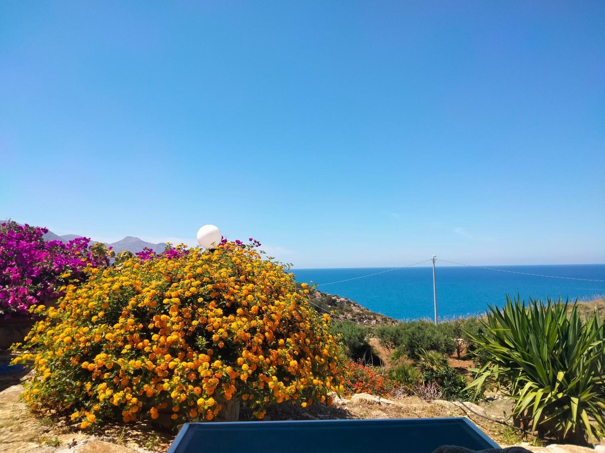 Готель Cala Rossa Кастелламмаре-дель-Гольфо Номер фото